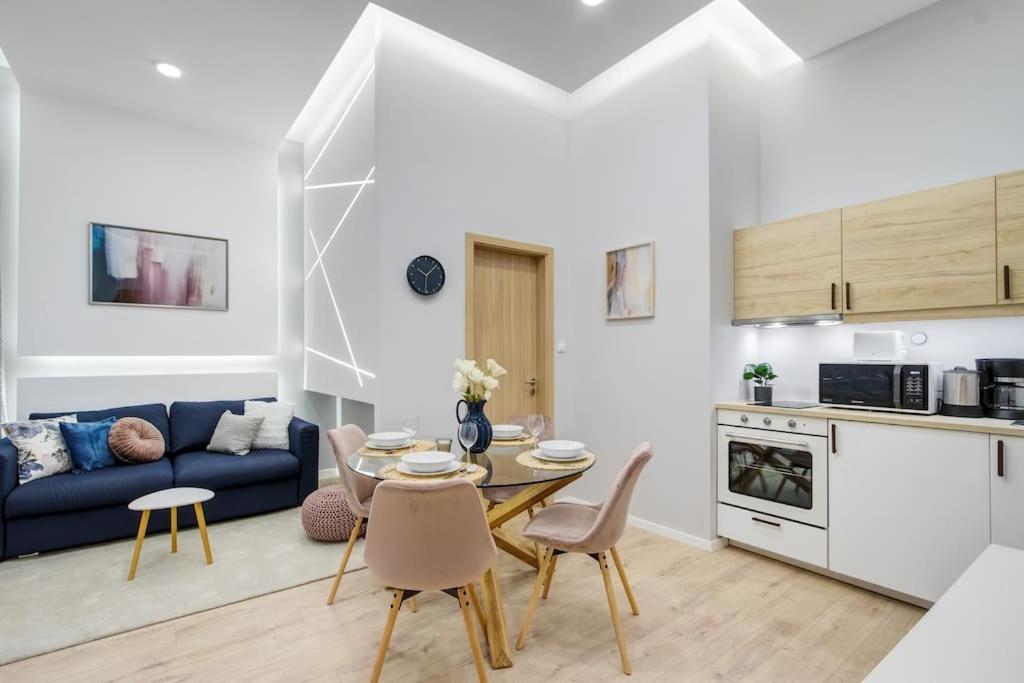 Art Nouveau Apartment บูดาเปสต์ ภายนอก รูปภาพ
